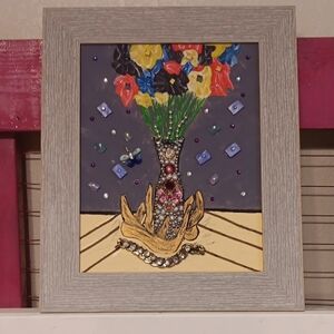 Framed Jewlrt Art - Deer Horn & Floral Vase Artwork in Gray Frame